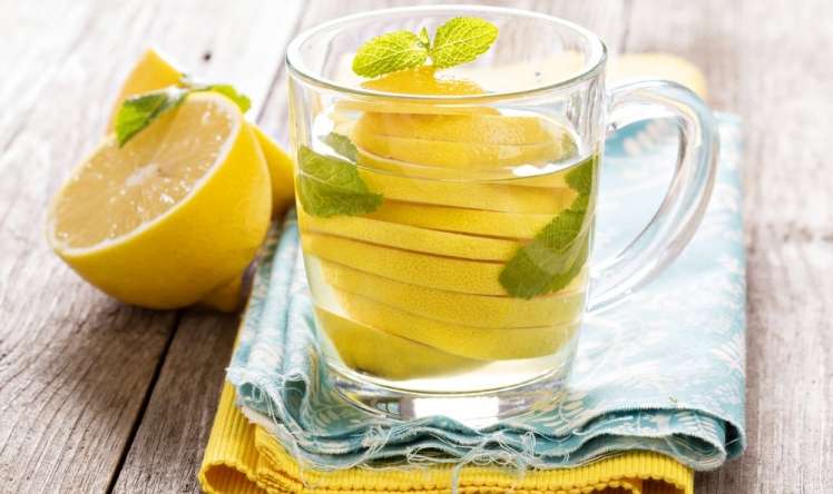 Limonlu çay yox, su için -  İMMUNİTETİ BƏRPA EDƏN ƏN YAXŞI VASİTƏ