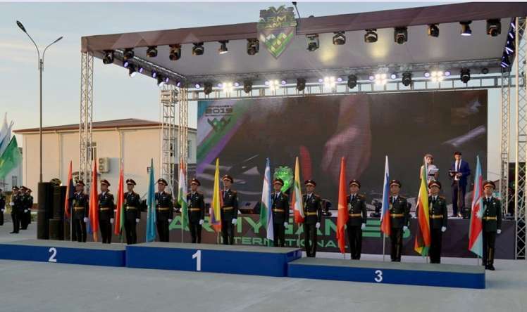 “Hərbi-tibbi estafet” müsabiqəsində hərbi həkimlərimiz medalla təltif olunub 