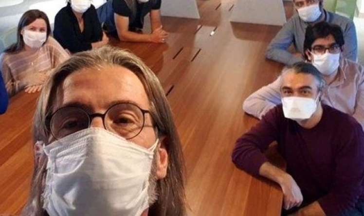 Türkiyədə koronavirusa qarşı kök hüceyrə müalicəsi aparıldı 