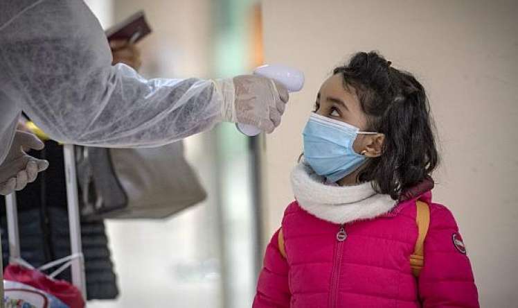 Azərbaycanda 3 yaşlı uşaq koronavirus oldu 