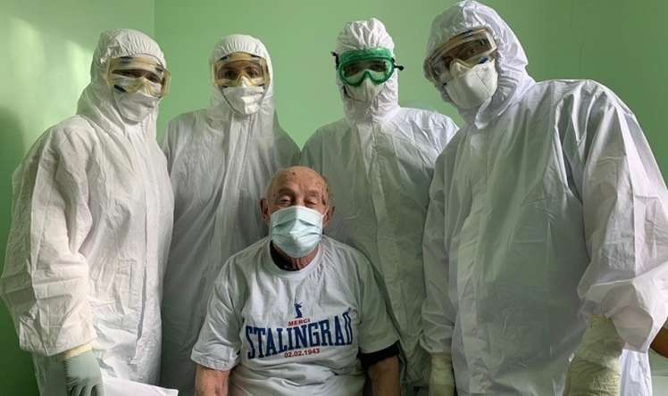 96 yaşlı Stalinqrad döyüşcüsü koronavirusa qalib gəldi 