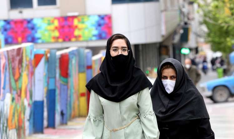 İranda yoluxma sayı 14 mini ötdü  