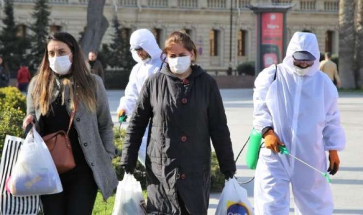 Bu şəxslərin koronavirusun yeni ştammına yoluxma riski azdır -  Həkim açıqladı 