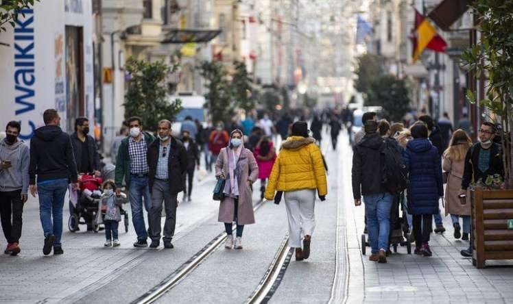 Az təmas mutant virus riskini azaldır -  Mütəxəssis 