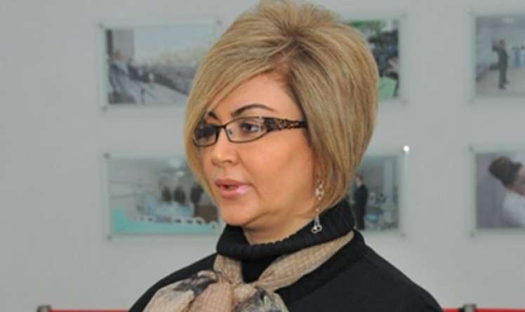 Saxta vaksin sənədi üçün vəzifəli şəxslərə zəng edən müavin işdən çıxarıldı 