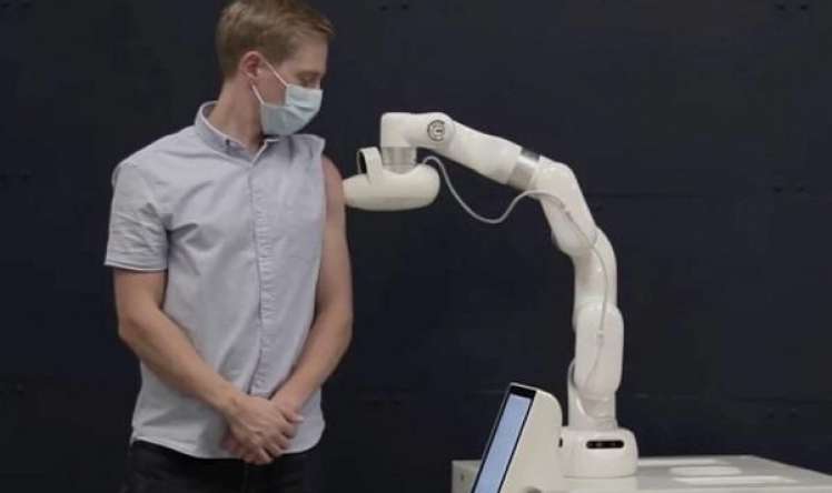 İynəsiz peyvənd edə bilən robot hazırlandı 