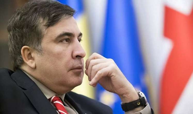 Saakaşvilinin vəziyyəti pisləşib,  qan qusur