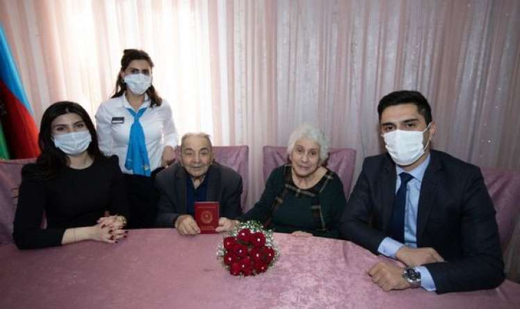  Bakıda 87 yaşlı kişi ilə 78 yaşlı qadın evləndi - Nikahdan FOTOLAR