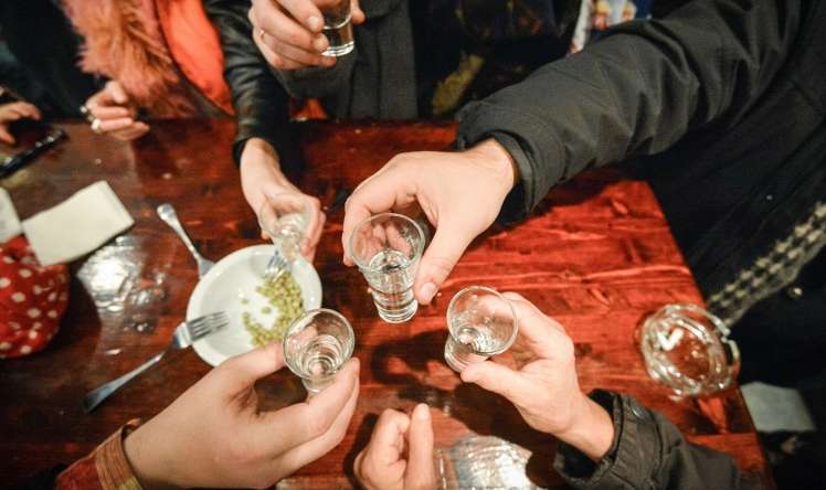 Dünyanın ən çox alkoqol içən xalqı   - Açıqlandı