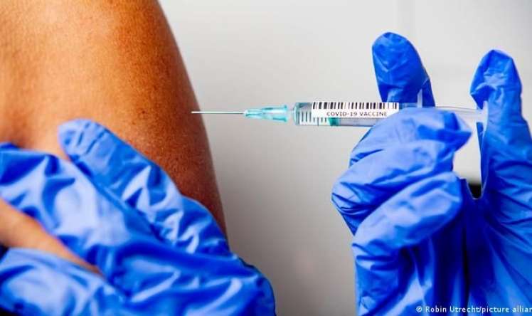 Kovid vaksini insan DNT-də dəyişiklik edir? - İnfeksionistdən cavab