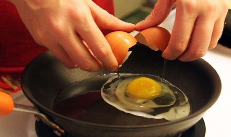 Yumurtanı necə yemək  daha faydalıdır?