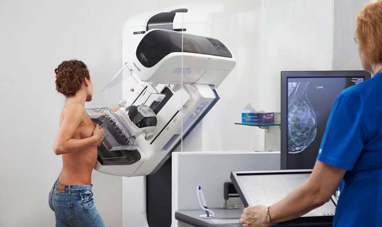 Onkologiya Mərkəzinə 3D Mammoqrafiya cihazı   gətirildi
