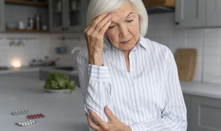 Hamiləlik və gec menopauza    demensiyadan qoruyur