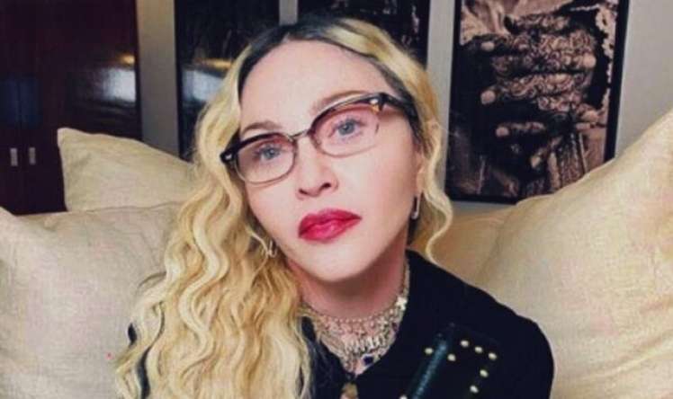 Oyananda ilk uşaqlar və pərəstişkarlarım yadıma düşdü  – Madonna 