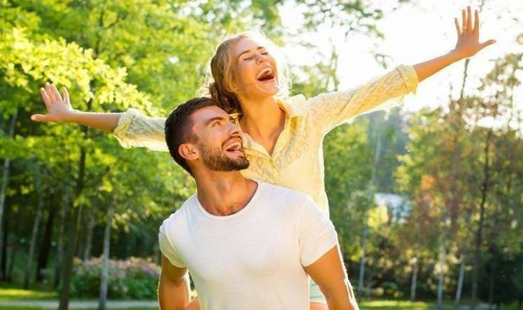 Xoşbəxt insan necə olur?   – 12 əlaməti