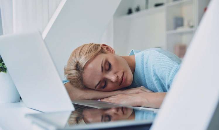 Xroniki yorğunluğun əsas günahkarı  Herpesdir  – Endokrinoloq