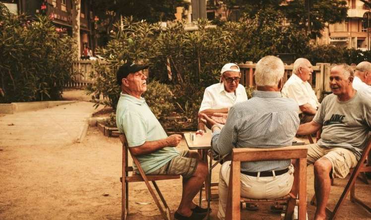 Alimlər ömrü nə az, nə çox  – 10 uzatmağın yolunu tapıb