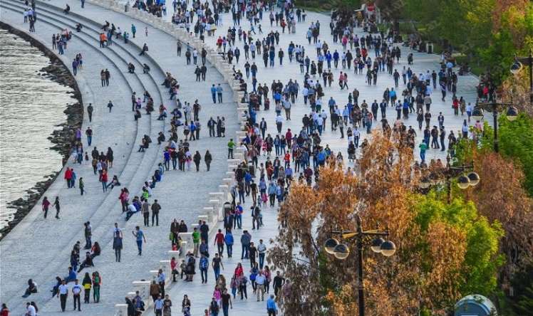 Azərbaycan əhalisi 10 milyondan 8 milyona düşəcək - Beynəlxalq mənbə