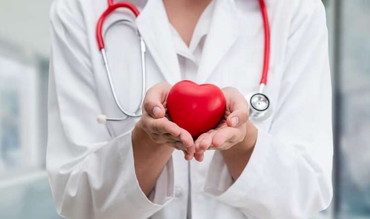 Ürək sağlamlığını qoruyan ən təsirli meyvə hansıdır? –  Kardioloqlarla SORĞU