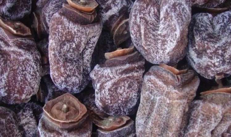 Bu qidalar 10 qutu enerji içkisinə bərabərdir  