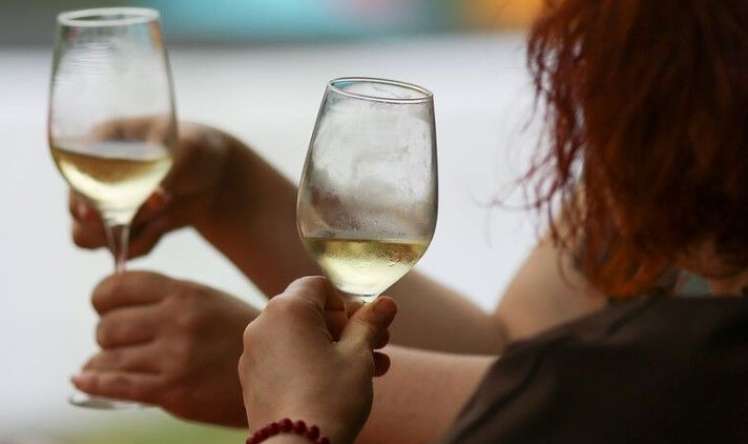 Alkoqollu içkilərlə bağlı məşhur mif dağıdıldı 