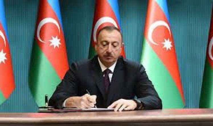 Azərbaycanda təhlükəli qida ı satanları  10 il həbs gözləyir