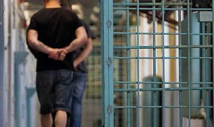 Penisi olmayan kişi həbsdən çıxdı - Kuryoz olay