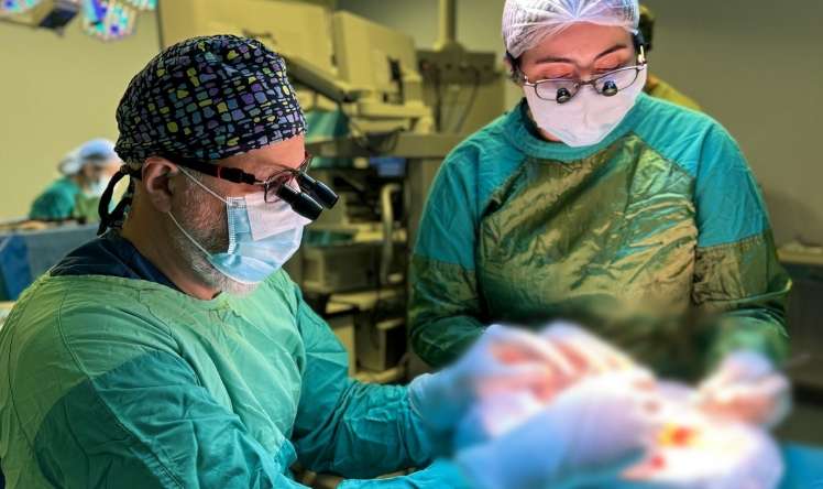 Bu klinikada sığorta ilə ilk dəfə böyrək köçürüldü 