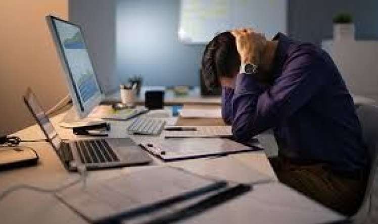Stress hormonu kortizolun yüksək olmasının  – 10 əlaməti