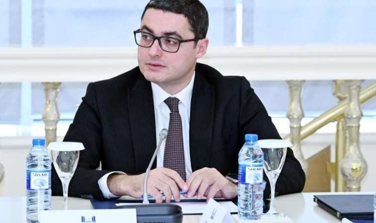 Fazil Talıbova ağır itki 