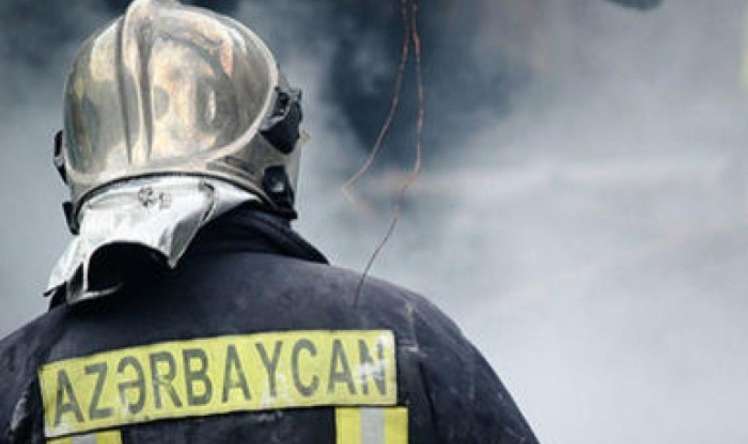 Bakıda yaşayış binasında yanğın -  1 nəfər tüstüdən zəhərləndi