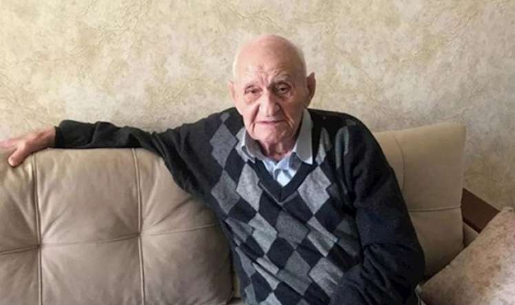 Ölkənin ən yaşlı kişisi vəfat etdi 