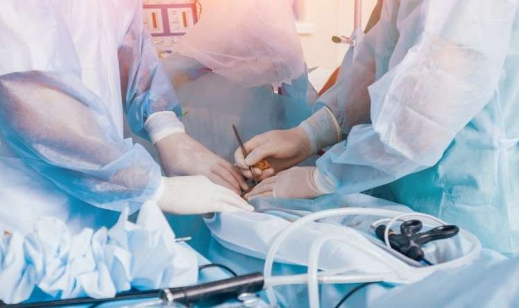 Doğuşda kliniki ölüm keçirən qadın xilas edildi -  Körpə öldü