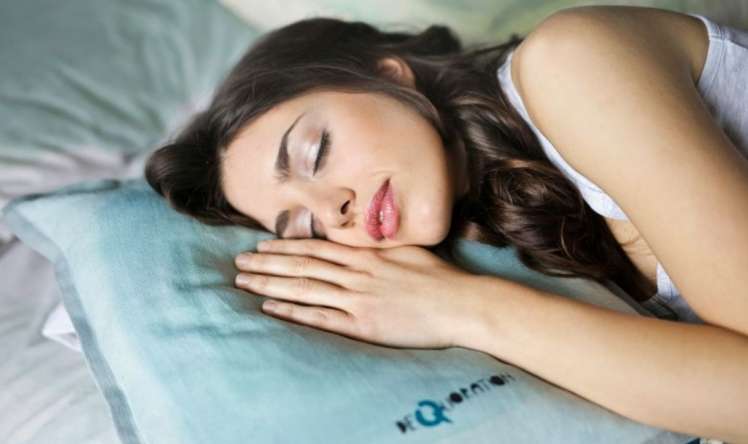 Gecə diş qıcamasının səbəbi nədir? 