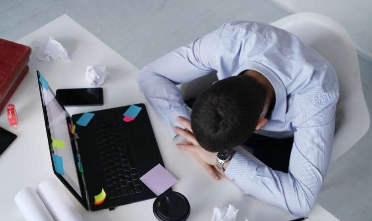  İşdə professional tükənmənin əlamətləri  -  Niyə bezirik?