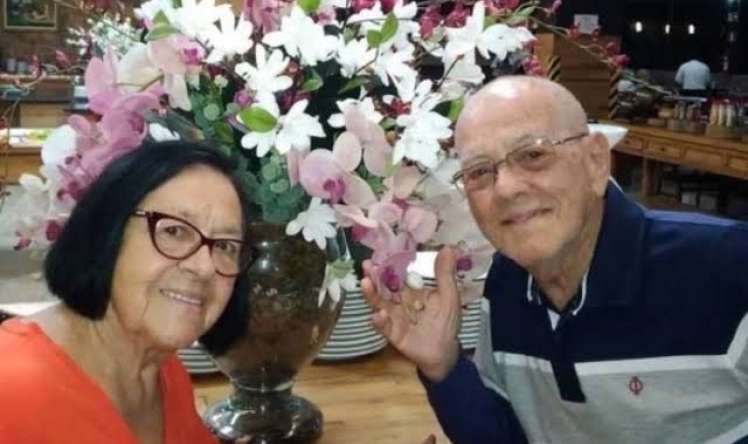 74 il bir yaşayan ər-arvad eyni gündə öldü 
