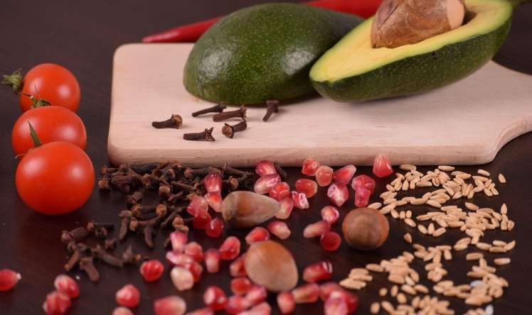 Bir avokado bir badam   – 40 yaşdan sonra...