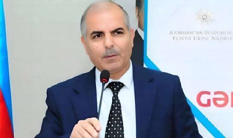 Məktəb direktoru infakrtdan vəfat etdi 