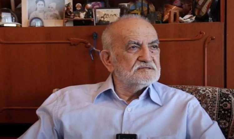 Xalq şairi yenidən xəstəxanaya yerləşdirildi 