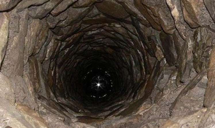 Quyudan su götürmək istəyərkən öldü 