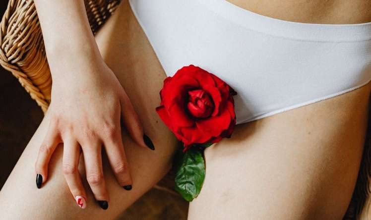 Vaginal axıntıya səbəb nədir? -  Nə etməli?