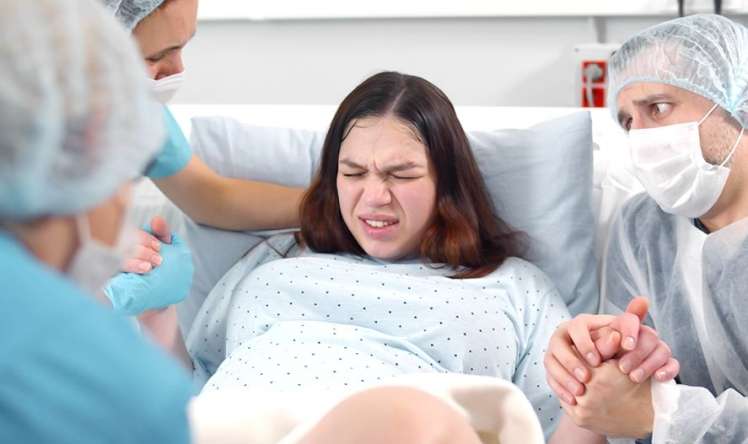 Ağcabədidə 20 yaşlı ana doğuş zamanı öldü 