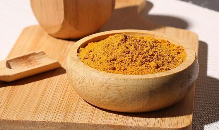 İrandan gətirilən 2 ton sarıkök  məhv edildi