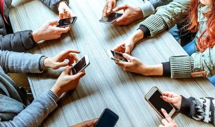 Tik-Tok, instagram impotensiyaya səbəb olur 