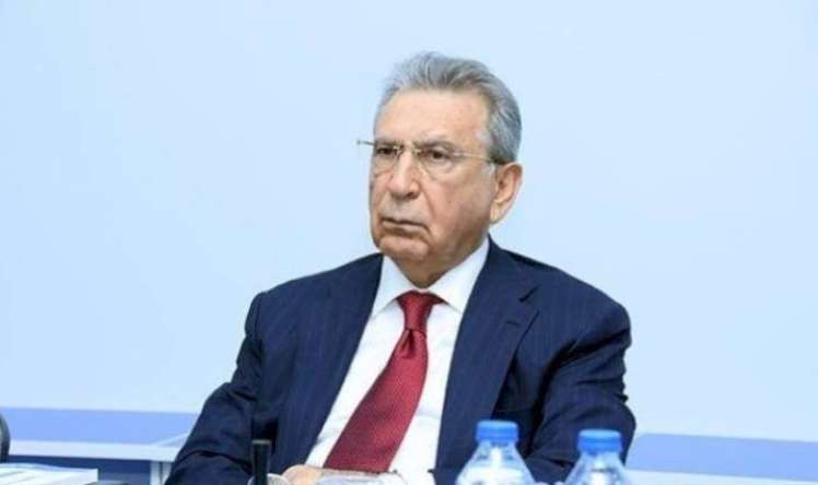 Ramiz Mehdiyevin  halı pisləşdi