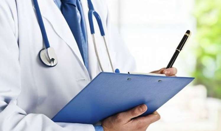 Pasiyentin ölümünə səbəb olan 70 yaşlı həkimin cəzası azaldıldı 