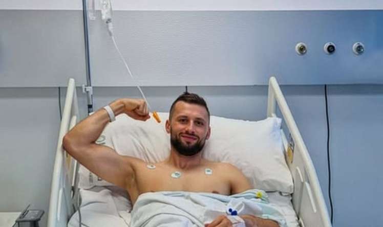 "Sabah"ın hücumçusu İspaniyada əməliyyat olundu 