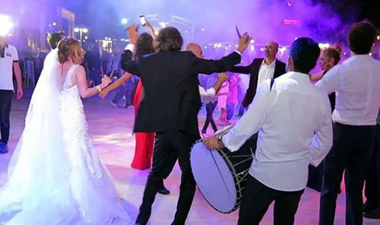 100 nəfər toyda zəhərləndi –  Toyuq ətindən