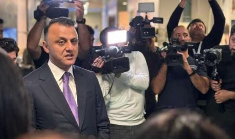 Stomatoloqların kütləvi ixtisarları ilə bağlı  TƏBİB sədrindən cavab