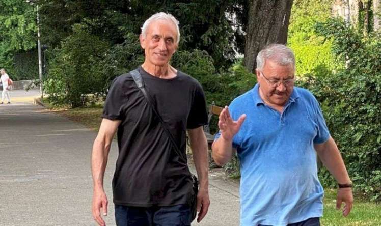 Rövşən Cavadovun qardaşı psixiatrik xəstəxanadadır 